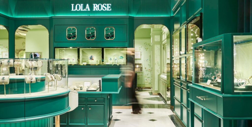 lola-rose-01